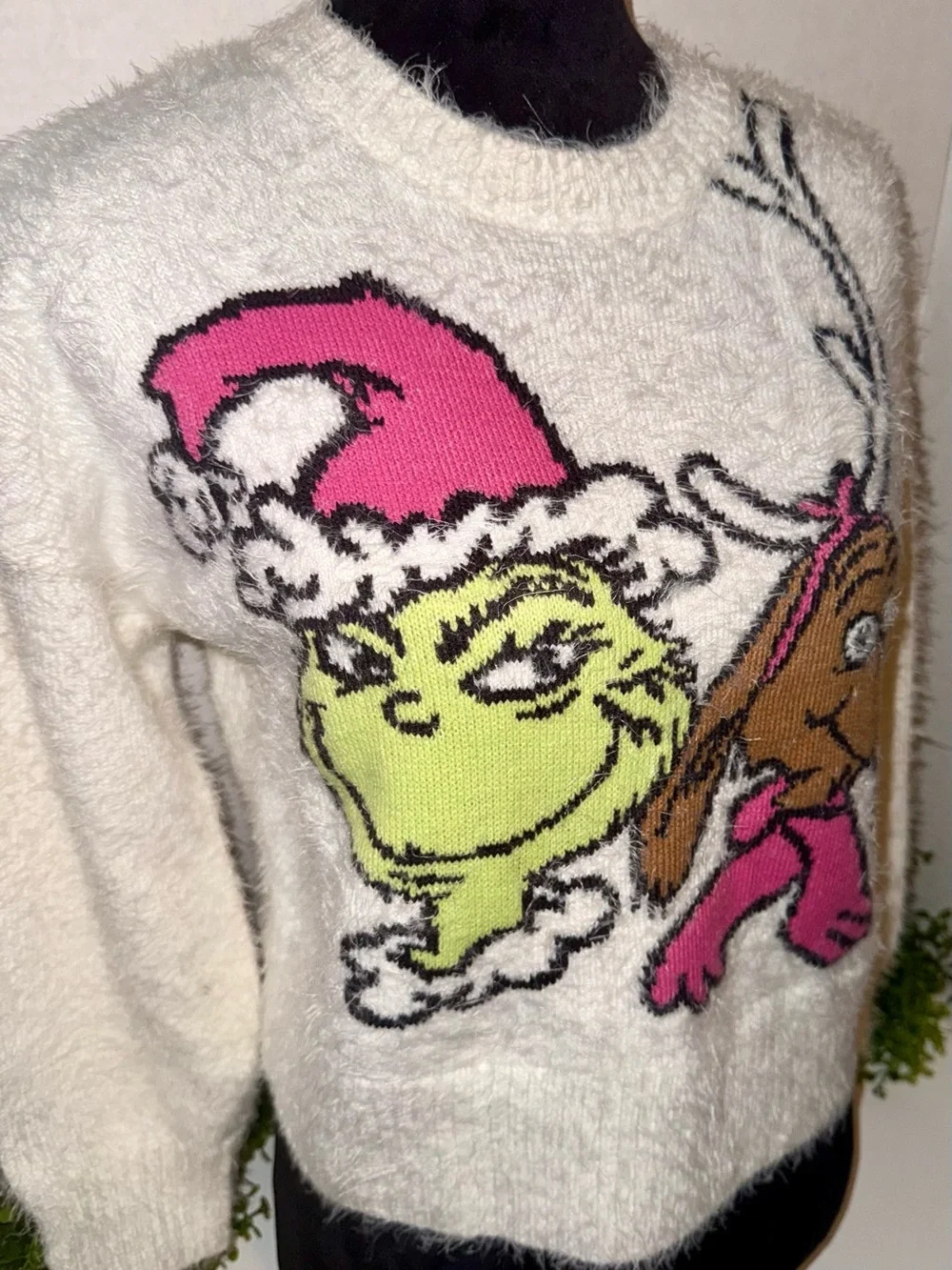 Cream Fuzzy Holiday Sweater with Grinch Graphic Girls 12/14